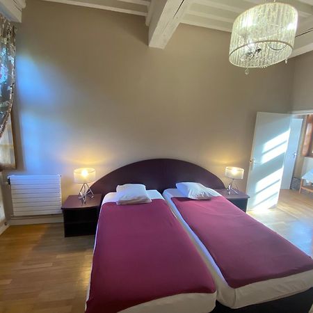 Demeures Et Chateaux L'Abbaye Caladoise - Anciennement Hostellerie Ferme Du Poulet Вільфранш-сюр-Сон Номер фото